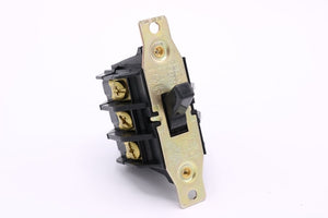 386650 — Toggle Switch, 40A, 600V, 3P, 7843MD